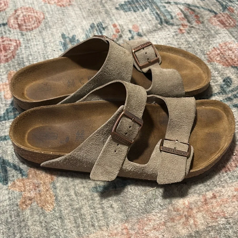 Birkenstock Arizona - Taupe Suede